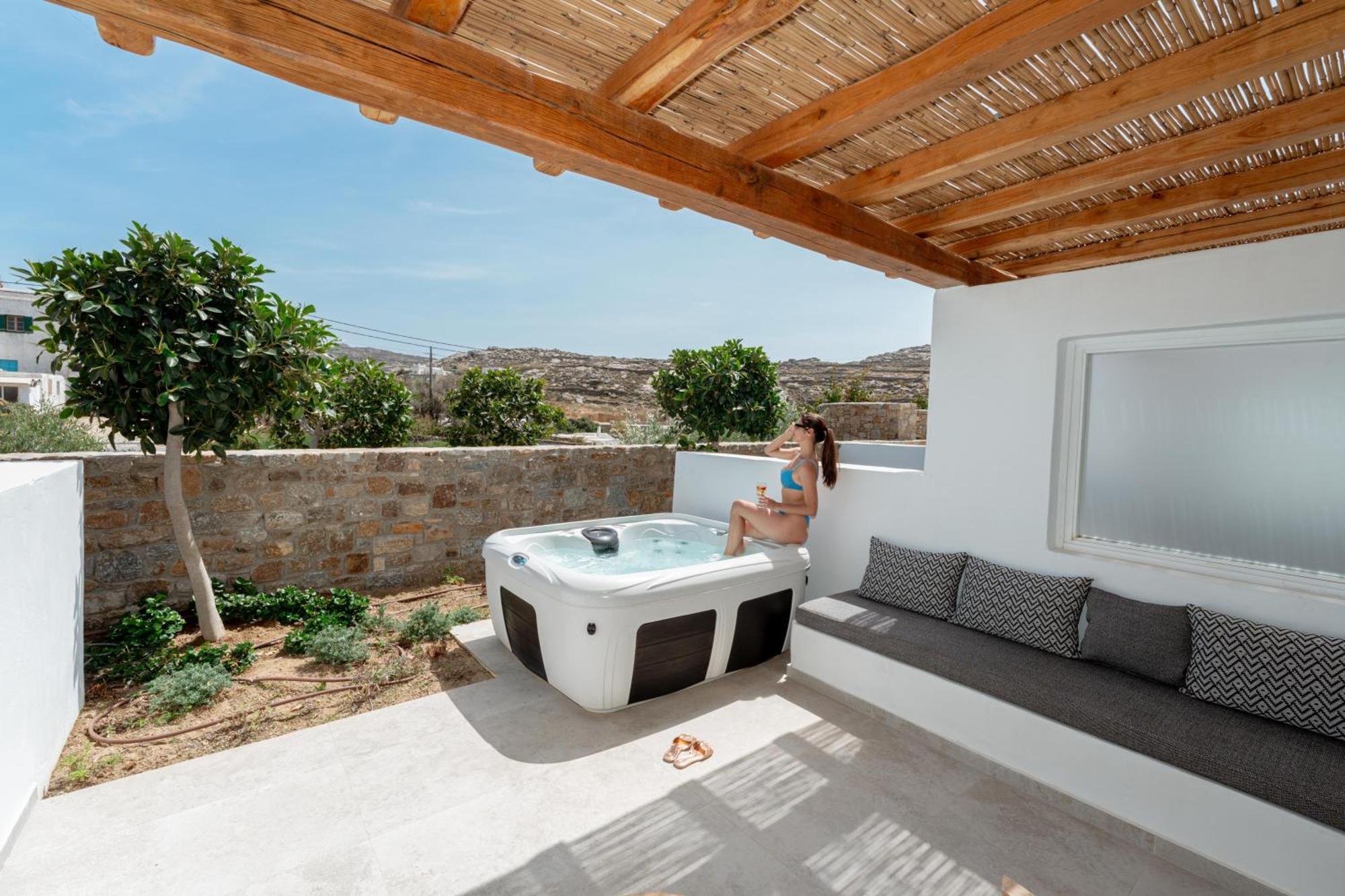 Oliving Mykonos Luxury Suites Klouvas Exterior photo
